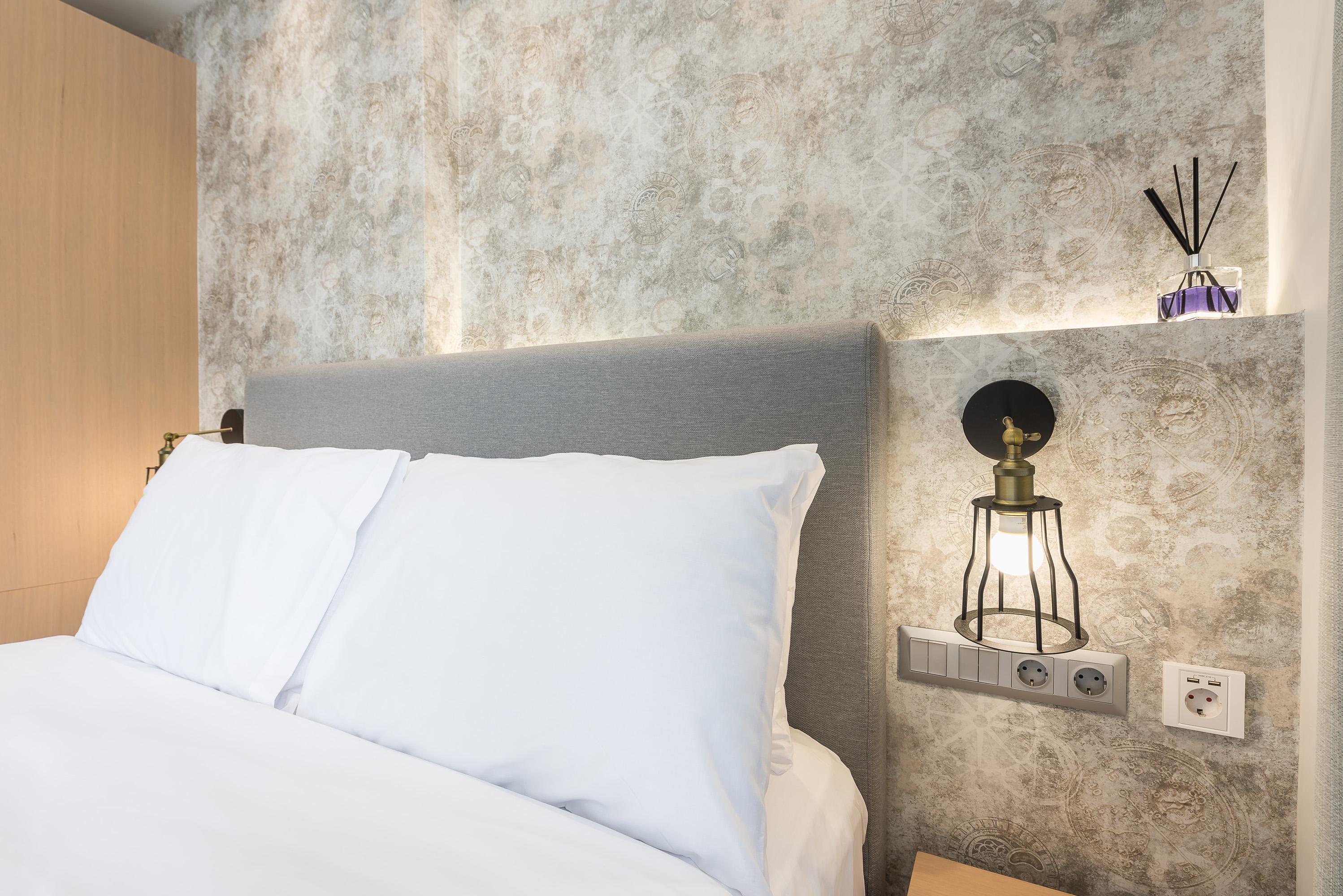 Lights Hotel 3*